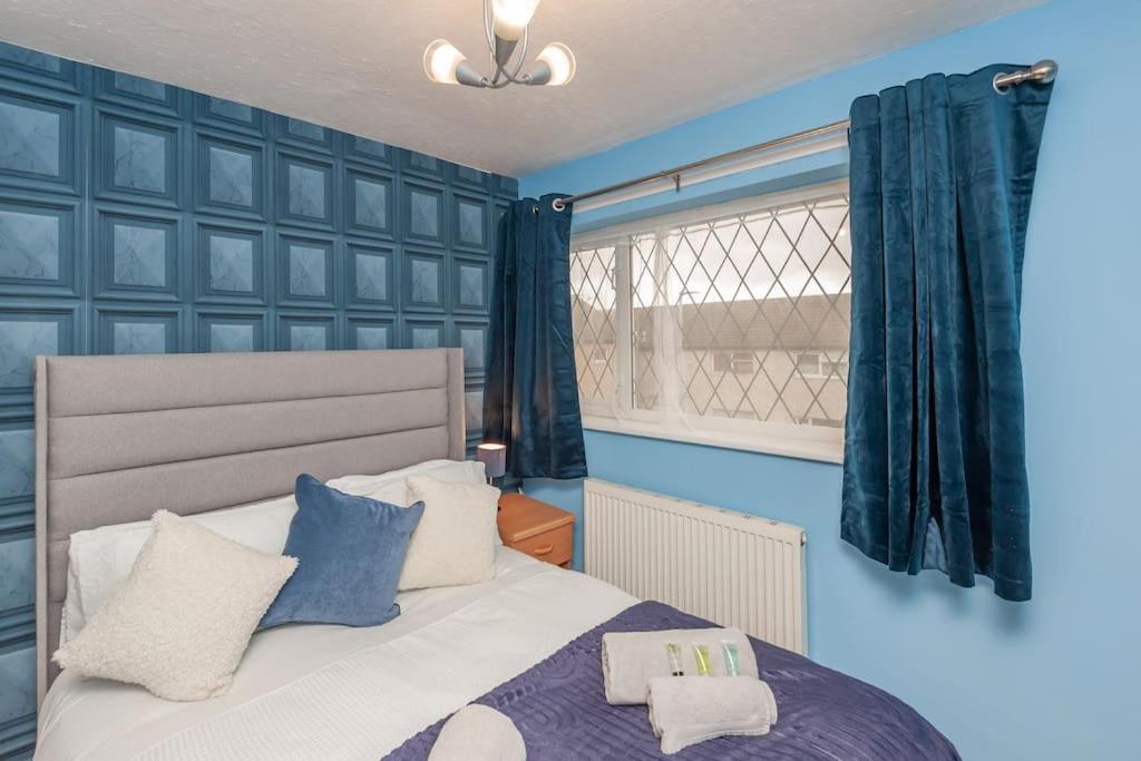 Leed City Centre - Armley Wortley Leeds  Eksteriør bilde