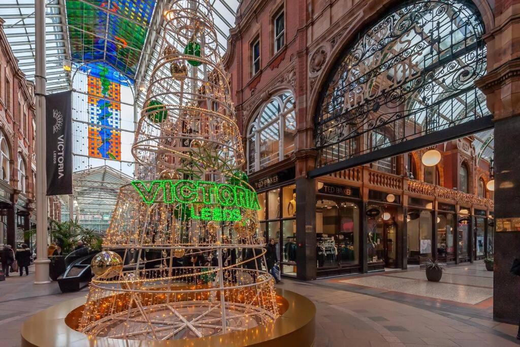 Leed City Centre - Armley Wortley Leeds  Eksteriør bilde