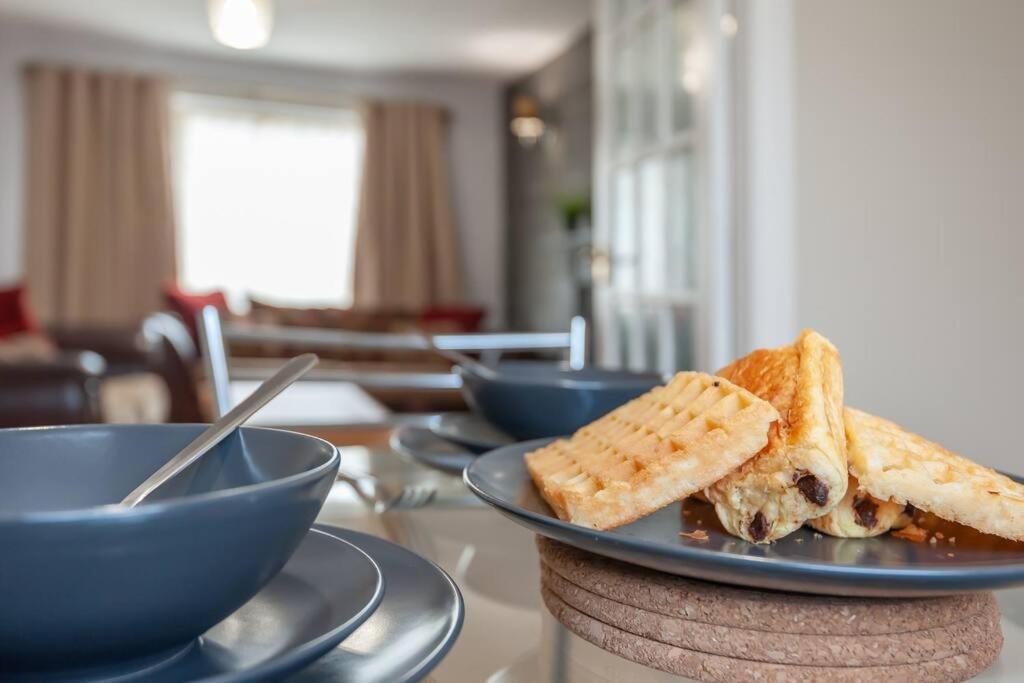 Leed City Centre - Armley Wortley Leeds  Eksteriør bilde