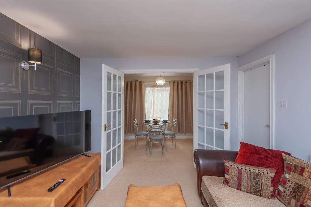 Leed City Centre - Armley Wortley Leeds  Eksteriør bilde