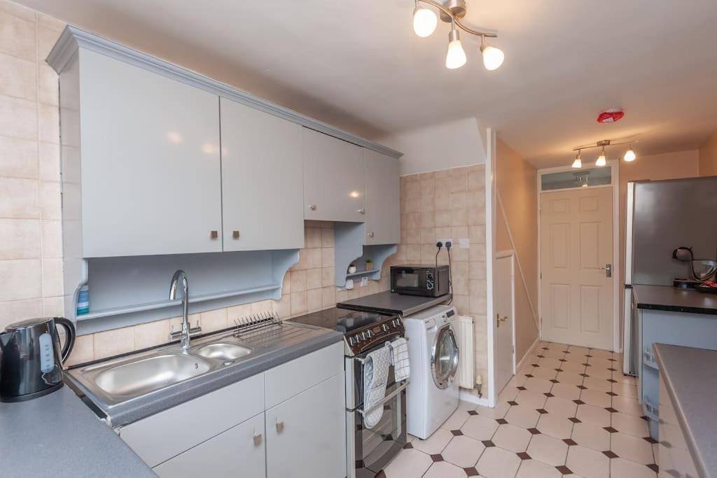 Leed City Centre - Armley Wortley Leeds  Eksteriør bilde